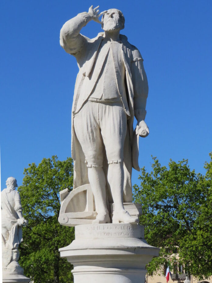 Galileo Galilei (statua n. 36) Padova Sorprende