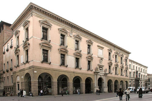 02 - Università di Padova, esterno del Palazzo del Bo
